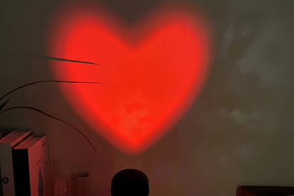 Romantyczny projektor LED w kształcie serca